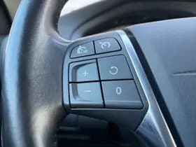 Volvo V40 1.6 T2 Summum / Xenon / 16" Velgen / Stoel verwarming / Voorruit verwarming / thumbnail 20