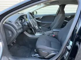 Volvo V40 1.6 T2 Summum / Xenon / 16" Velgen / Stoel verwarming / Voorruit verwarming / thumbnail 8