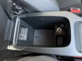 Volvo V40 thumbnail 24