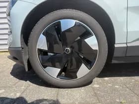 Volvo EX30 thumbnail 6
