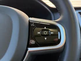 Volvo XC90 thumbnail 21