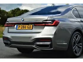 BMW 7-Serie thumbnail 14