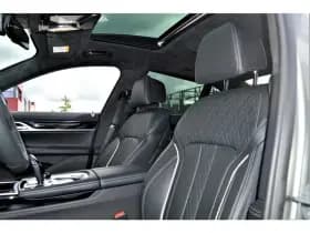 BMW 7-Serie thumbnail 23