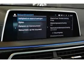 BMW 7-Serie thumbnail 39