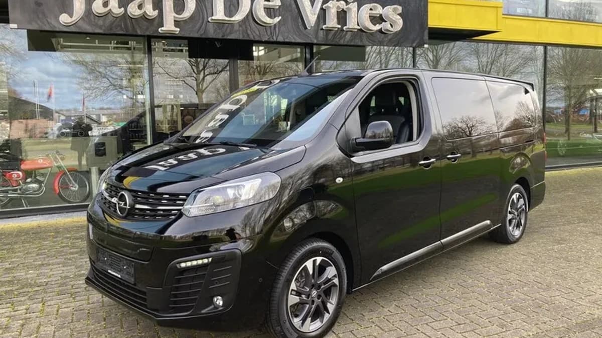 Opel Zafira — foto 1