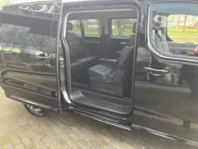Opel Zafira thumbnail 11