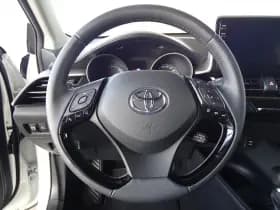 Toyota C HR thumbnail 15