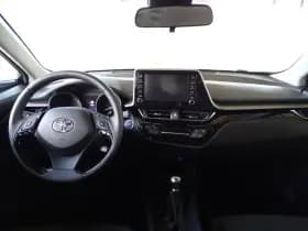 Toyota C HR thumbnail 16