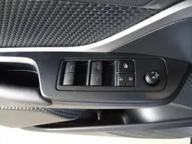 Toyota C HR thumbnail 27