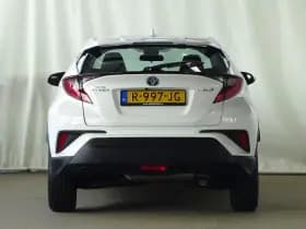 Toyota C HR thumbnail 7