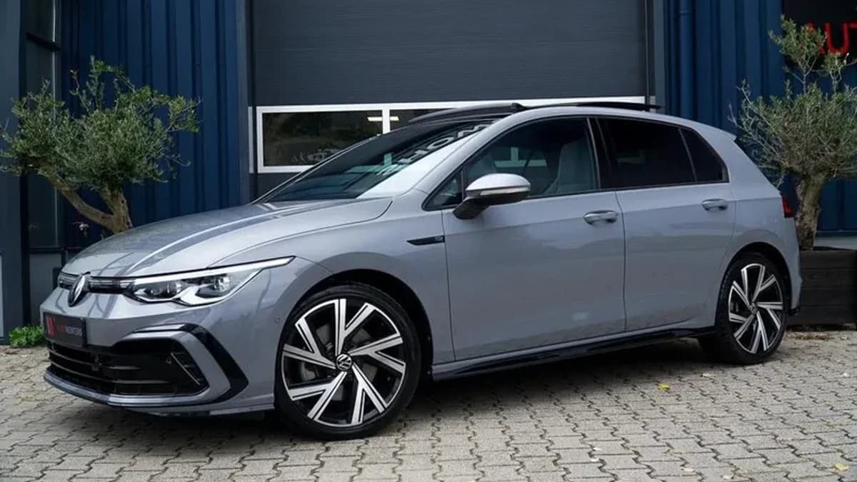 Volkswagen Golf — foto 1