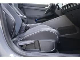 Volkswagen Golf thumbnail 22