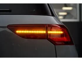 Volkswagen Golf thumbnail 37