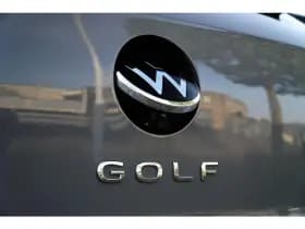 Volkswagen Golf thumbnail 23
