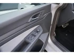 Volkswagen Golf thumbnail 55