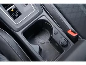 Volkswagen Golf thumbnail 73