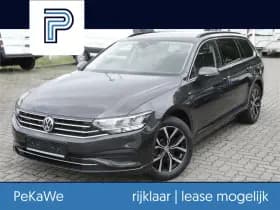 Volkswagen Passat thumbnail 1