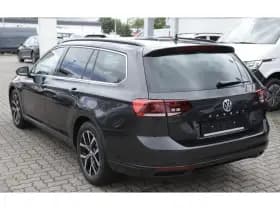 Volkswagen Passat thumbnail 3
