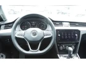 Volkswagen Passat thumbnail 7