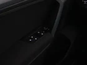 Volkswagen Tiguan thumbnail 21