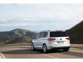Volkswagen Touran thumbnail 6