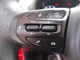 Kia Picanto thumbnail 12