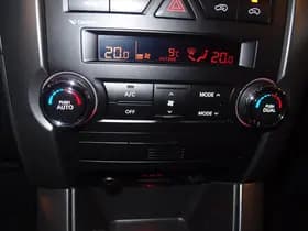 Kia Sorento thumbnail 16