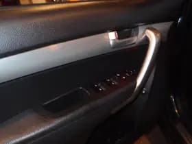 Kia Sorento thumbnail 8