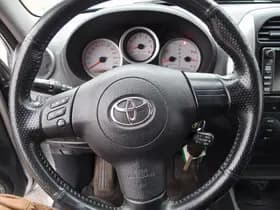 Toyota RAV4 thumbnail 13