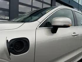 Volvo XC60 T8 PHEV 407pk SoH 86%, Leder, Pano, Trekhaak, Luchtvering thumbnail 2