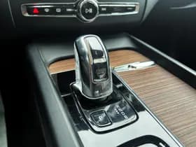 Volvo XC60 T8 PHEV 407pk SoH 86%, Leder, Pano, Trekhaak, Luchtvering thumbnail 28