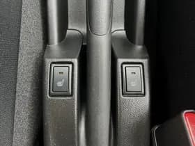 Suzuki Swift 1.2 Smart Hybrid 83pk Select, Carplay, Stoelverwarming thumbnail 25