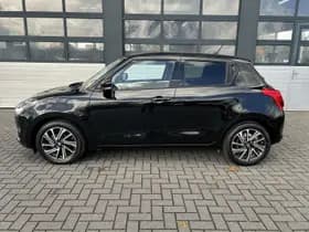 Suzuki Swift 1.2 Style 83pk Smart Hybrid, Demo Voertuig thumbnail 3