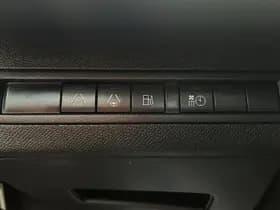 Peugeot 3008 1.6 PHEV 225pk GT, Carplay, Pano, Camera, Stoelverwarming thumbnail 7