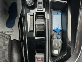 Peugeot 3008 1.6 PHEV 225pk GT, Carplay, Pano, Camera, Stoelverwarming thumbnail 26