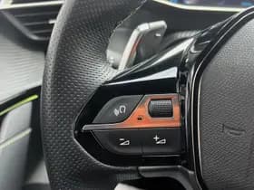 Peugeot 208 1.2 Automaat 130pk GT, Pano, Carplay, Stoelverwarming thumbnail 15