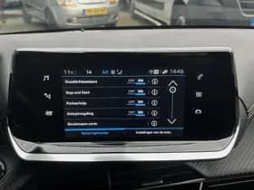 Peugeot 208 1.2 Automaat 130pk GT, Pano, Carplay, Stoelverwarming thumbnail 21