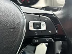 Volkswagen Golf 1.0 TSI 116pk DSG, Camera, Sensor, Cruise, Bluetooth thumbnail 16