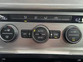 Volkswagen Golf 1.0 TSI 116pk DSG, Camera, Sensor, Cruise, Bluetooth thumbnail 24