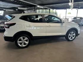 Nissan QASHQAI 1.3 DIG-T 140pk, Camera, Trekhaak, Stoelverwarming thumbnail 7