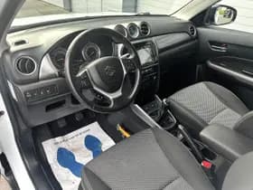 Suzuki Vitara thumbnail 6