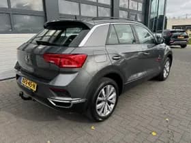 Volkswagen T-Roc thumbnail 12