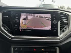 Volkswagen T-Roc thumbnail 23
