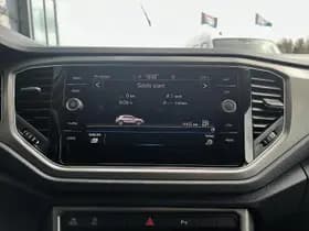 Volkswagen T-Roc thumbnail 24