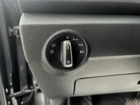 Volkswagen T-Roc thumbnail 6