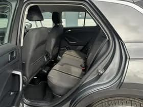 Volkswagen T-Roc thumbnail 7
