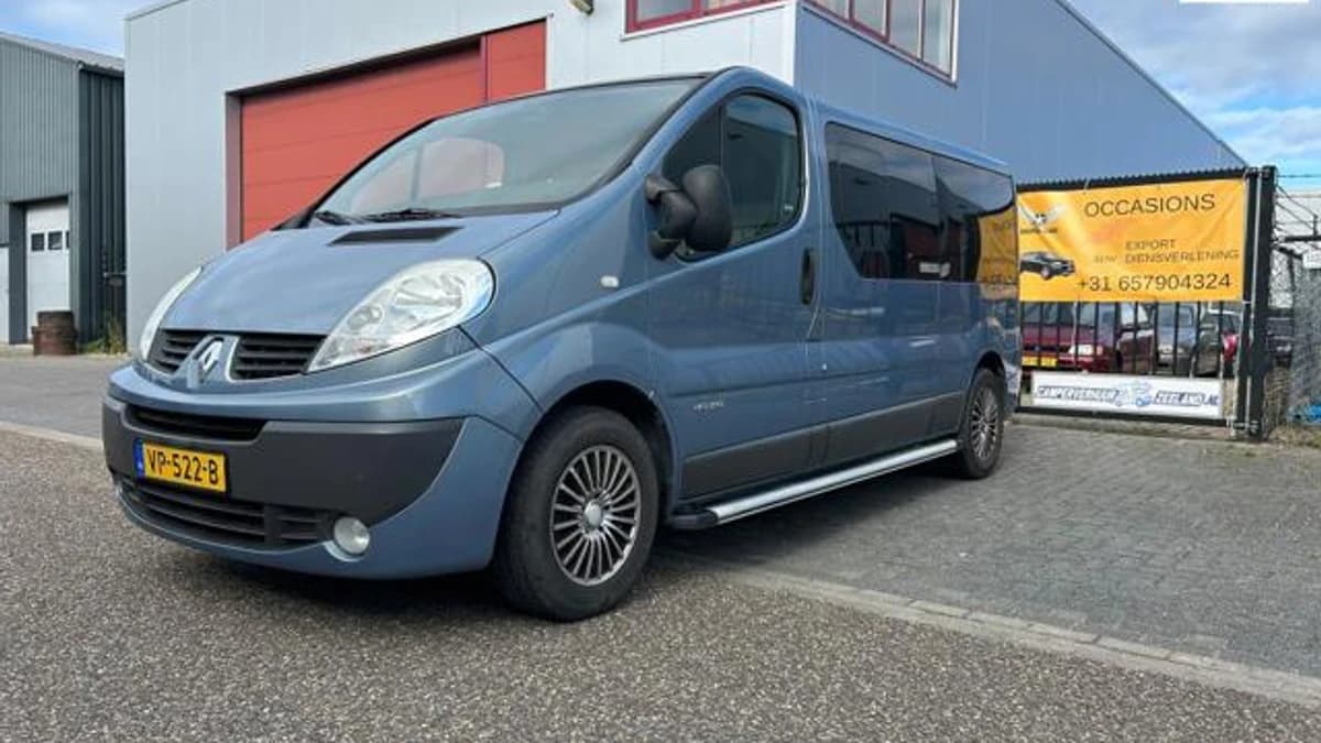 Renault Trafic — foto 1