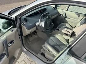 Renault Scénic thumbnail 10