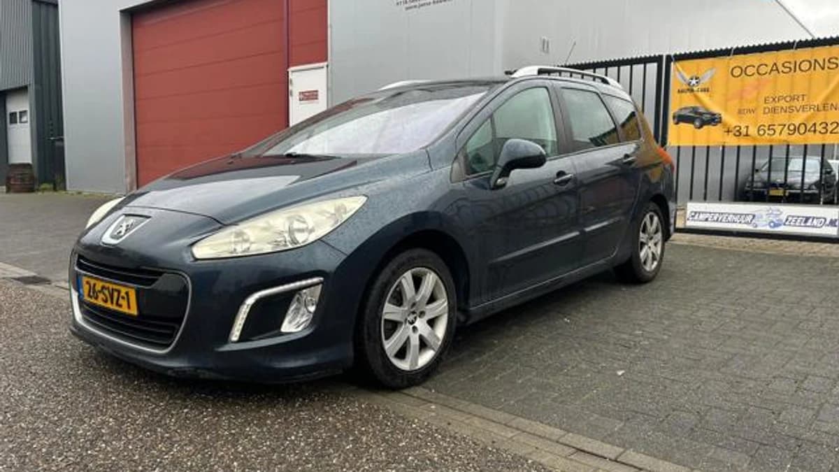 Peugeot 308 — foto 1