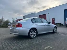 BMW 3-Serie thumbnail 6
